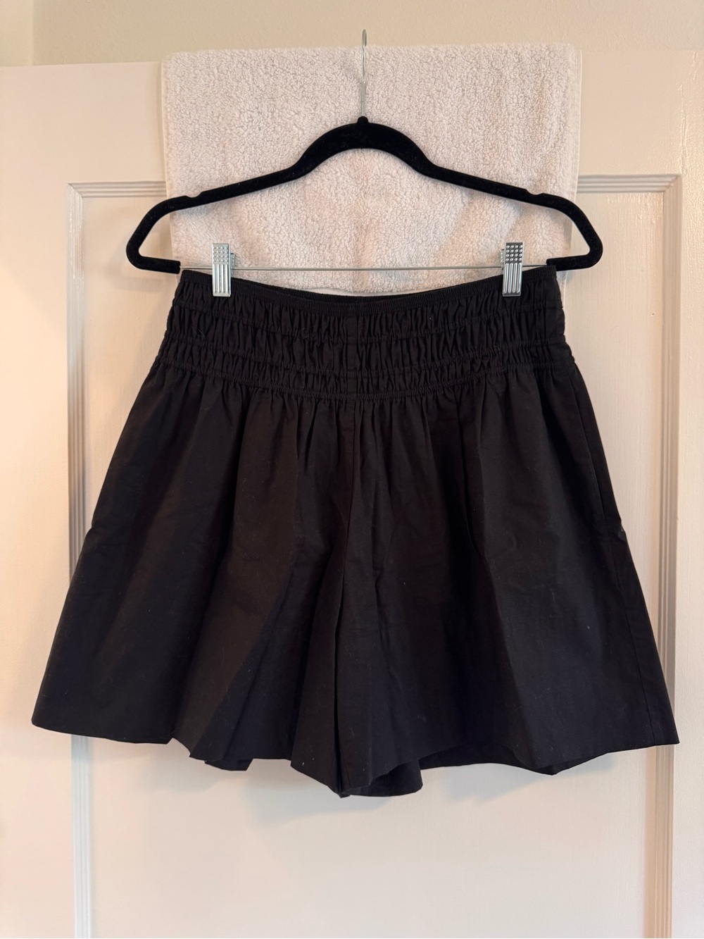 Vince High Waist Smocked Cotton Shorts Black Size S